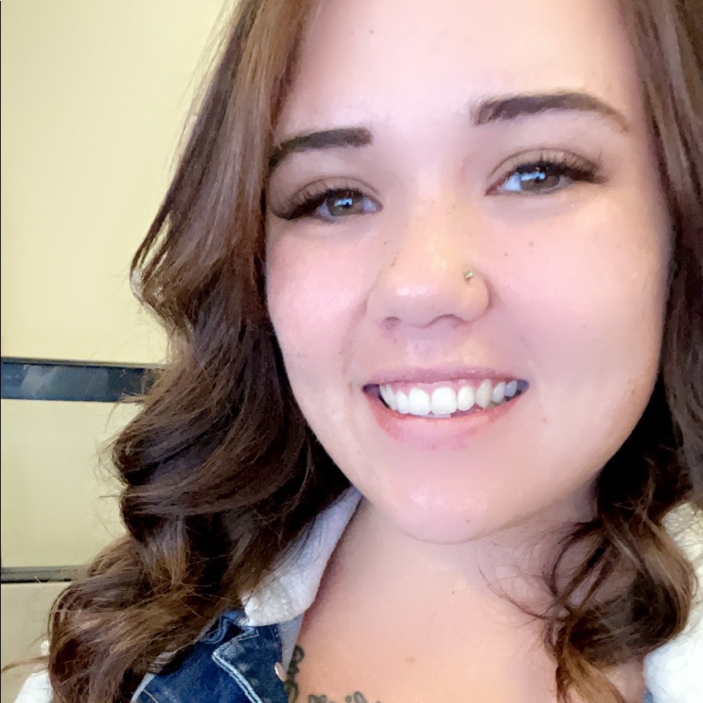 Meet Your Posher 😊